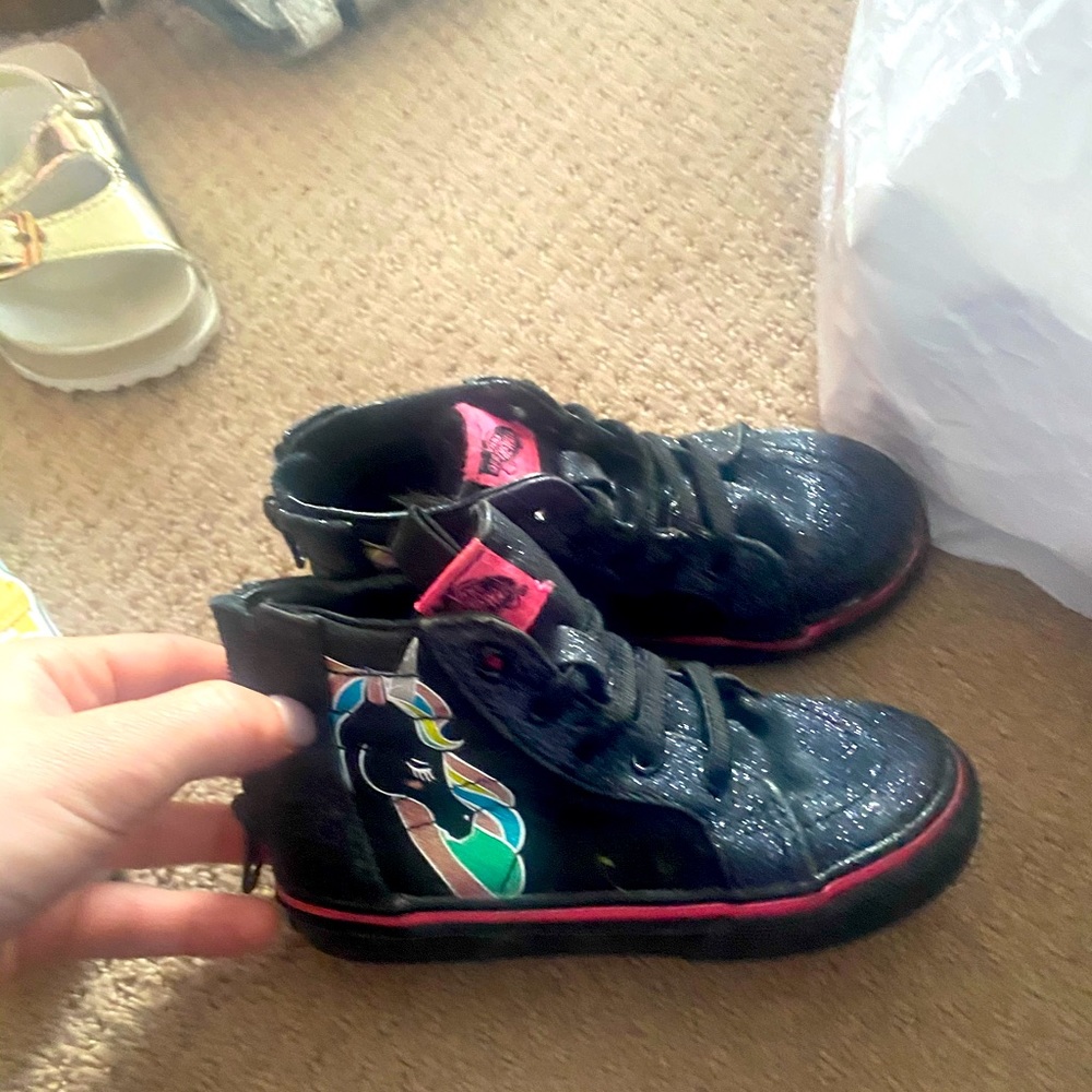 Toddler girls unicorn vans